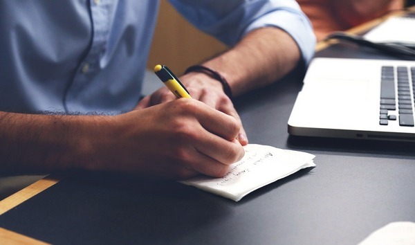 15 principi base per scrivere una mail e comunicare